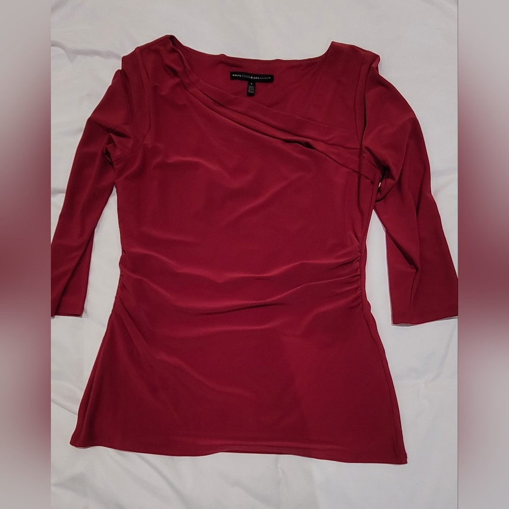 WHBM Red ¾ sleeve top